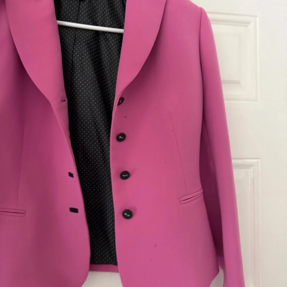 Elegant Tahari Fuchsia business professional hot pink trendy Women's Suit Jacket - Picture 3 of 5